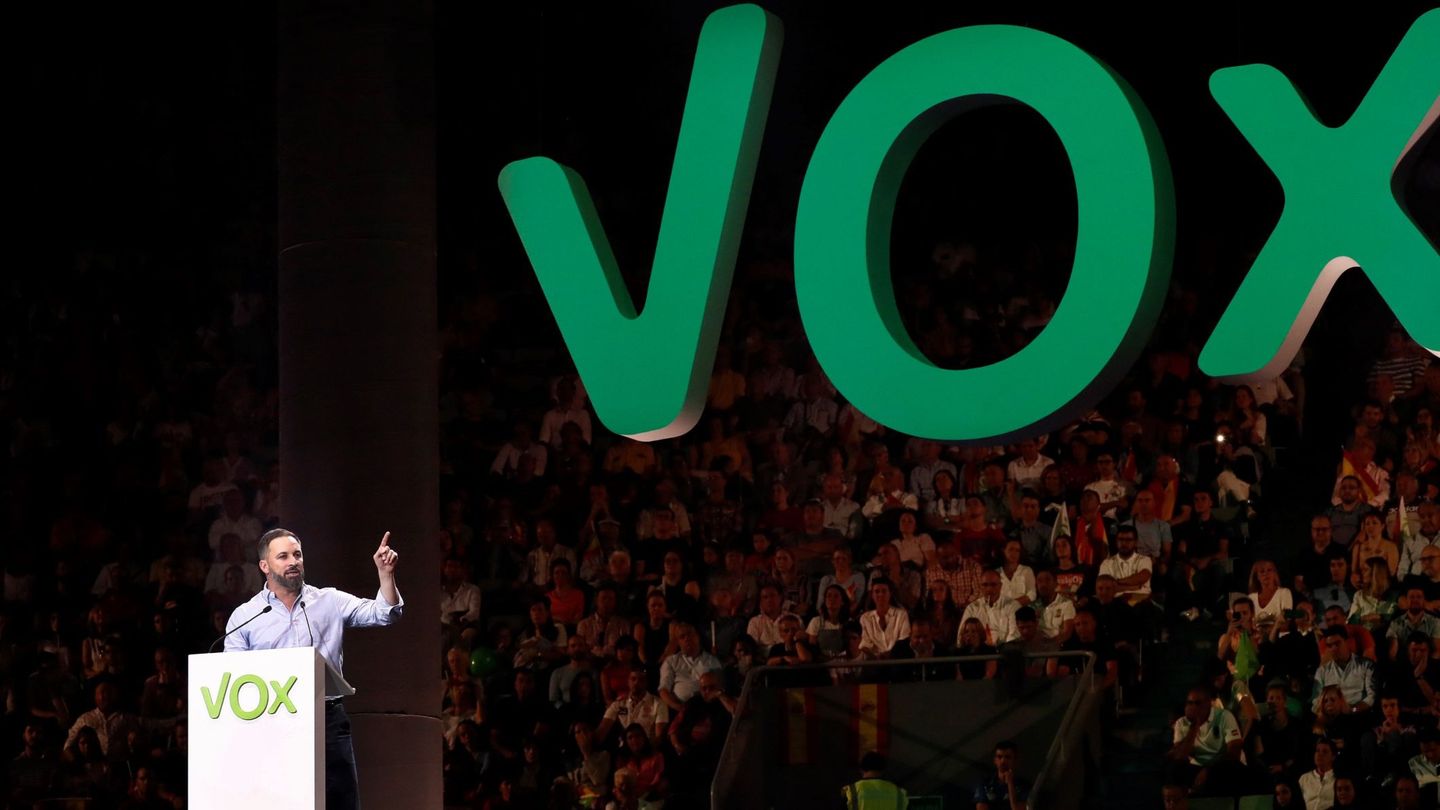 El líder de Vox, Santiago Abascal, el pasado domingo en Vistalegre. (EFE)