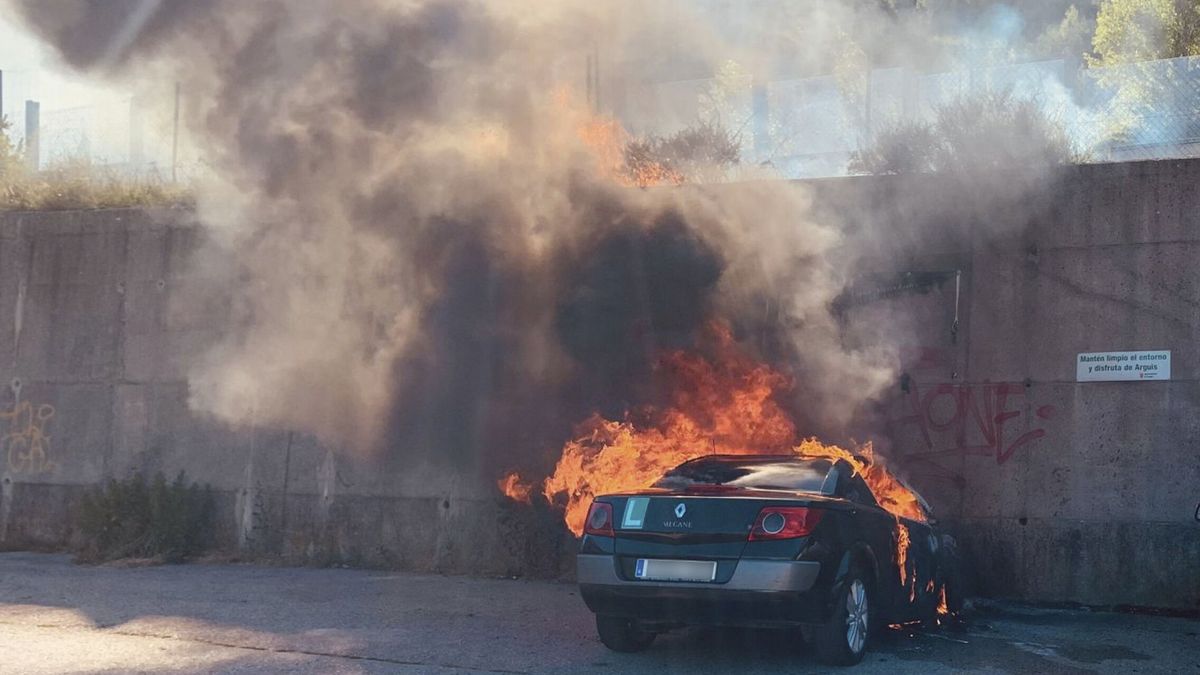 Detenido un hombre de 33 años por incendiar 8 vehículos en un aparcamiento de Fraga