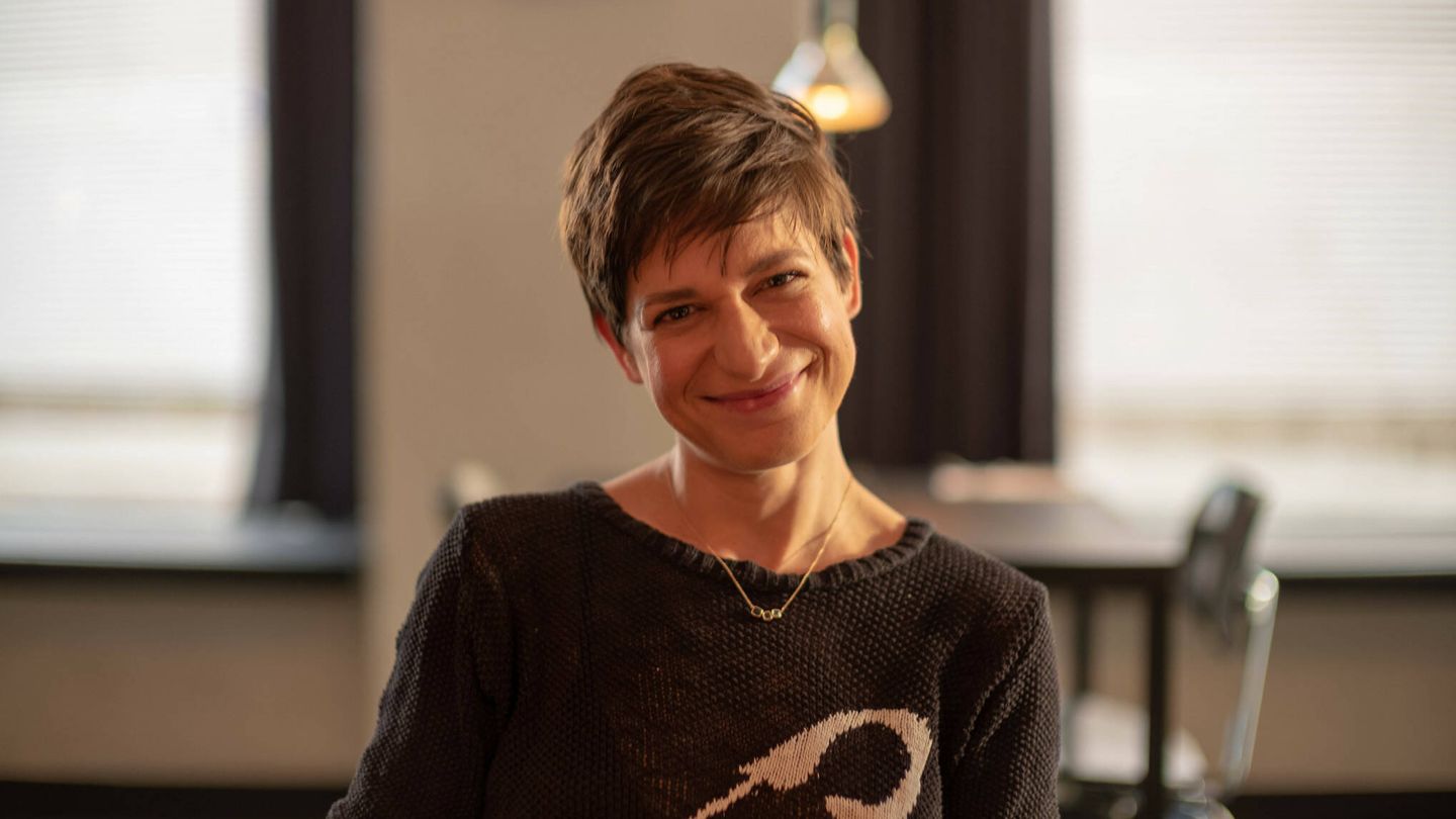 Lorena Jaume-Palasi, fundadora de la ONG The Ethical Tech Society. (Joi Ito)