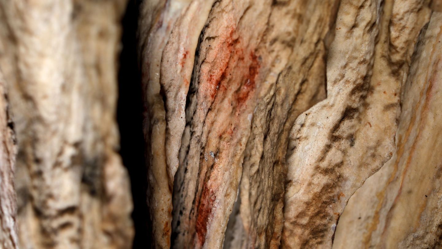 Pigmentos en las Cuevas de Ardales, en Málaga. (Reuters)