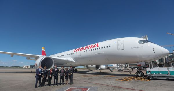 Foto: Airbus A350 de Iberia, en febrero pasado en Buenos Aires. (EFE)