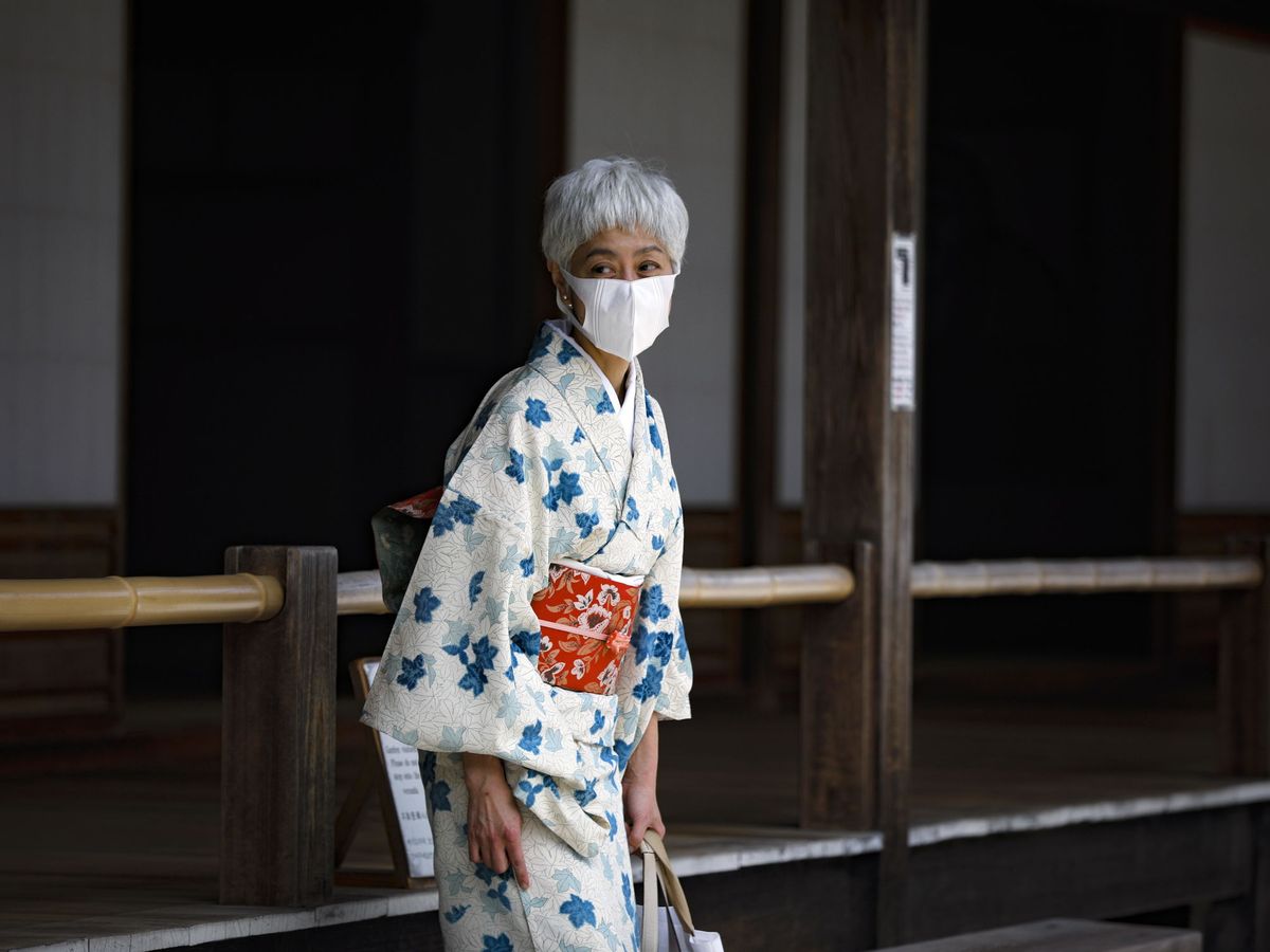 Foto: Una mujer en kimono, en Kioto, Japón. (EFE)