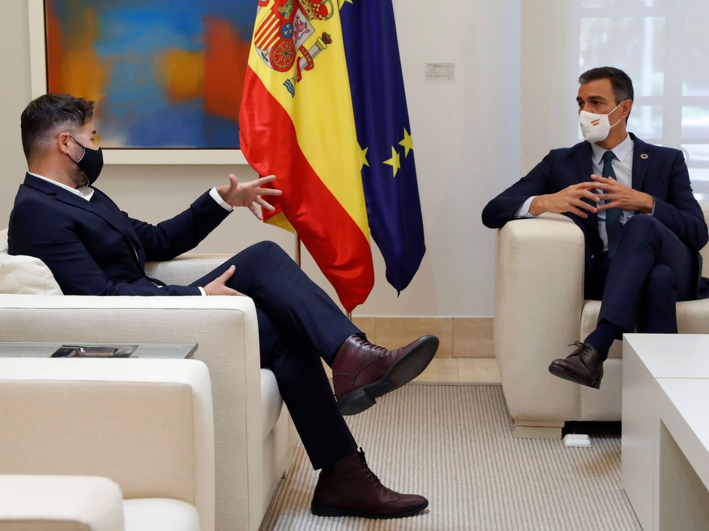 Pedro Sánchez y Gabriel Rufián, durante un encuentro en Moncloa. (EFE)
