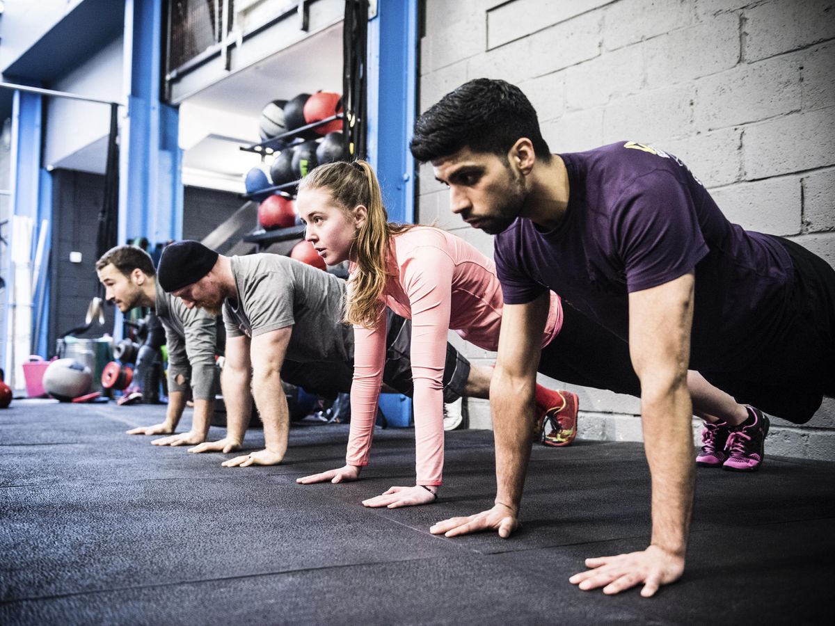 Foto: Una de las principales características del CrossFit es que se practica en grupo.