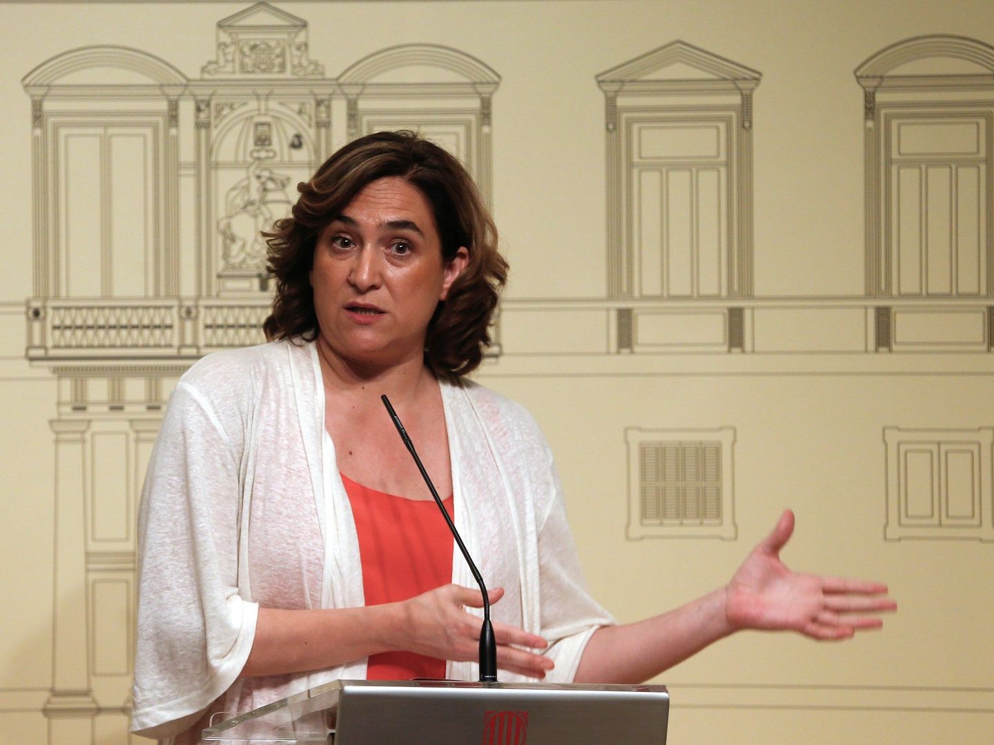 La alcaldesa de Barcelona, Ada Colau, en una comparecencia. (EFE)