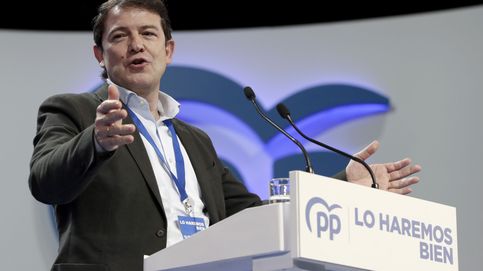 Mañueco invita a la plana mayor del PP para reforzar su investidura con Vox