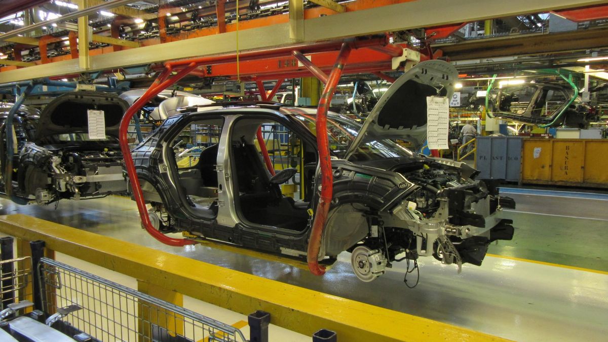 España ya fabrica 11.000 coches al día