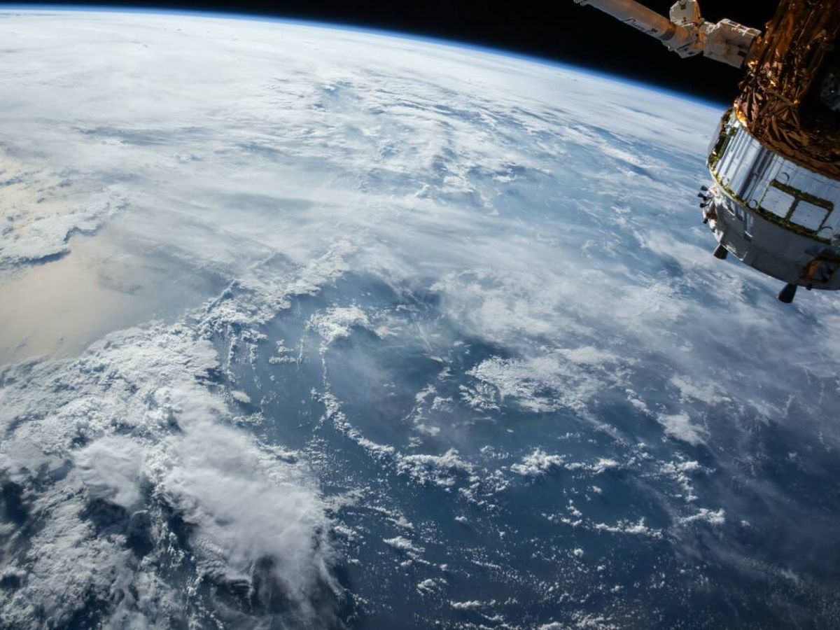 Foto: La atmósfera terrestre desde la Estación Espacial Internacional. 