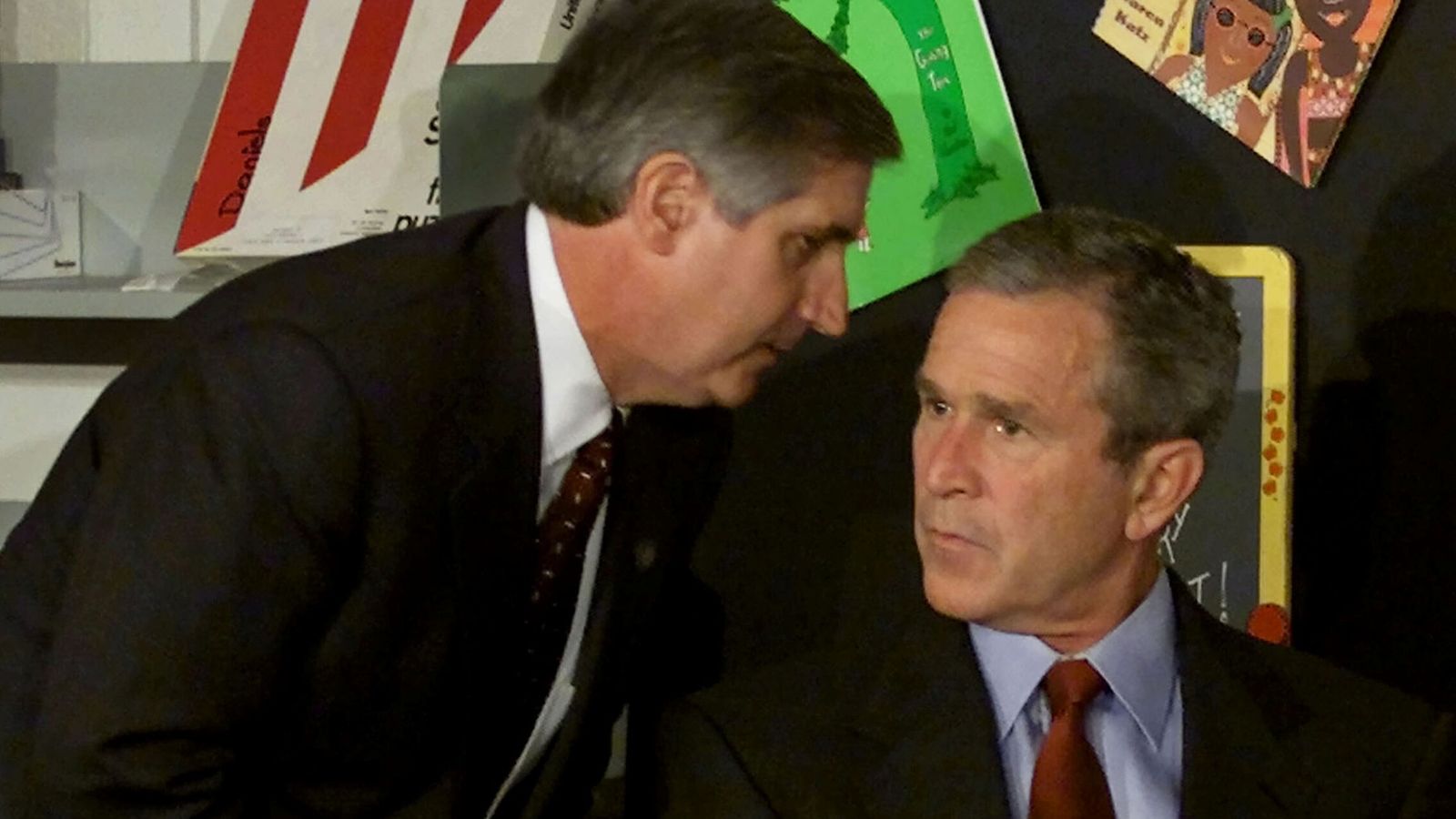 El presidente Bush recibe la noticia del ataque a las Torres Gemelas (Reuters)