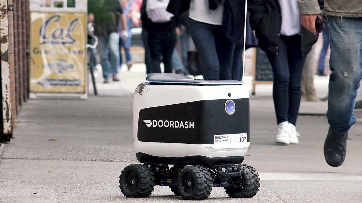La verdad tras los minirrobots que reparten comida: los controlan trabajadores a 2$/hora