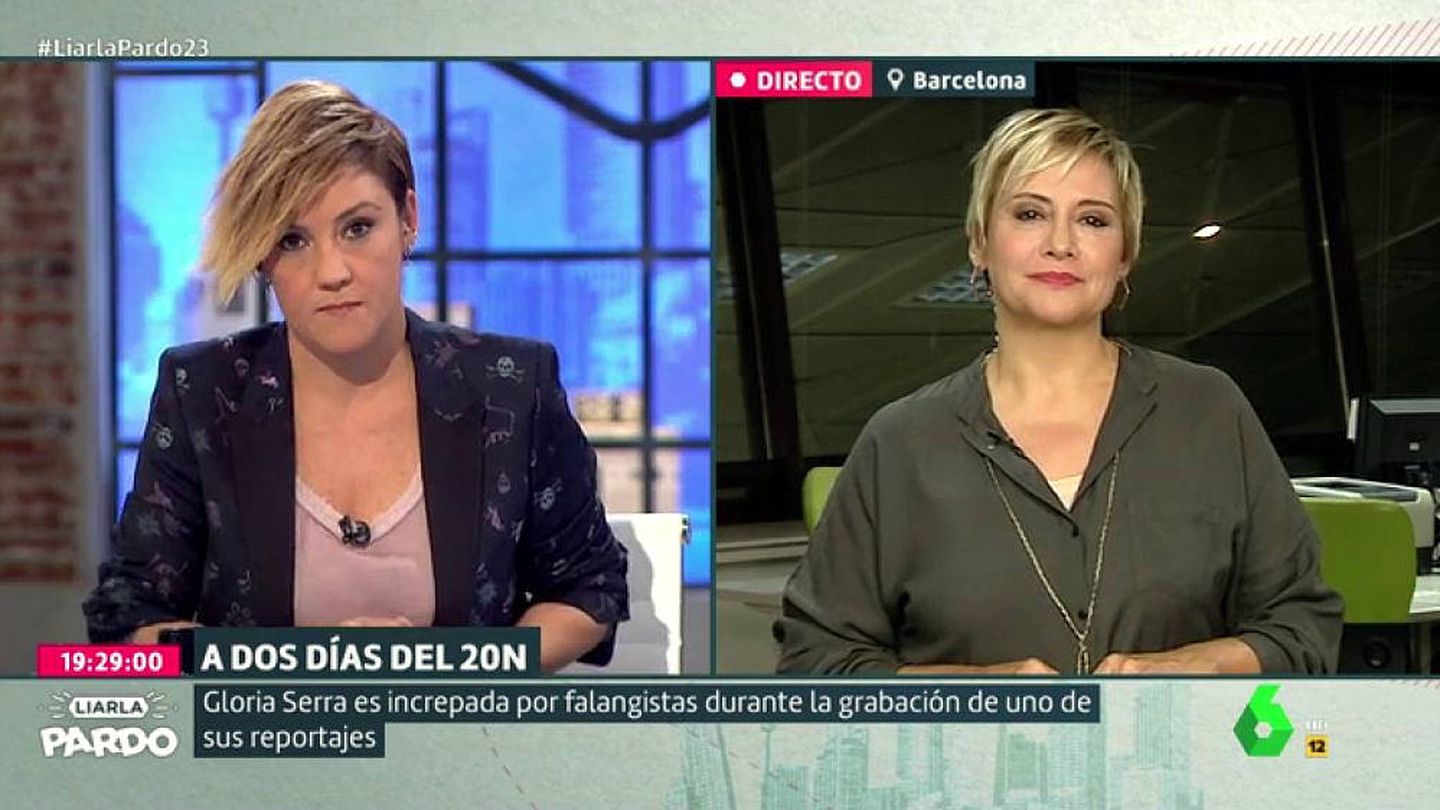 Cristina Pardo, hablando con Gloria Serra. (Atresmedia)