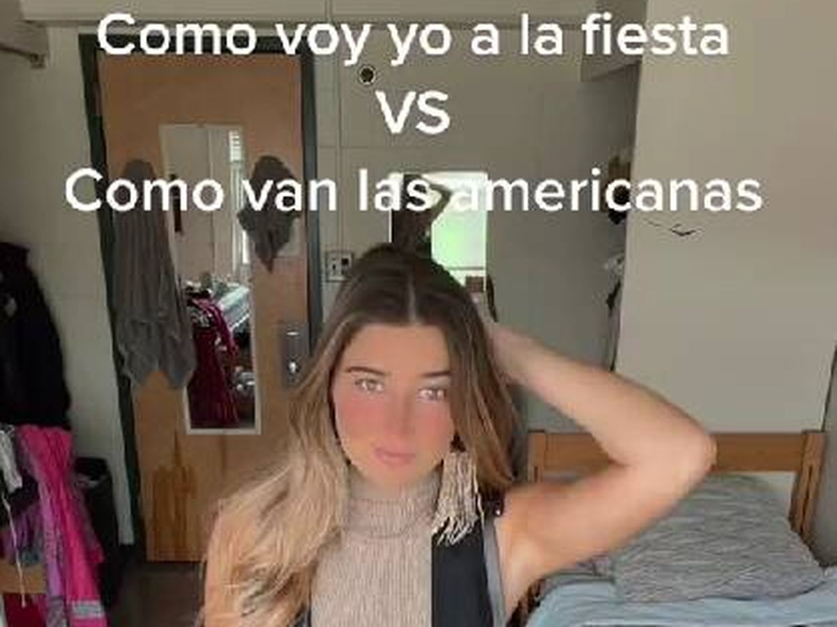 Foto: na chica explica las diferencias entre la forma de vestir de españolas y estadounidenses y las redes alucinan.(TikTok)
