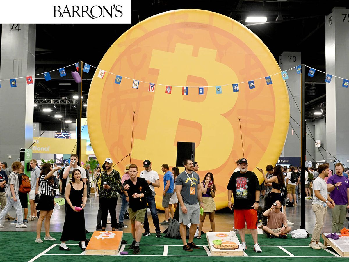 Foto: Ambiente de la Conferencia Bitcoin 2023 celebrada en Miami la semana pasada. (Getty/Bitcoin Magazine/Jason Koerner)