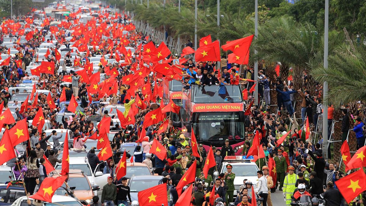 Escándalo en Vietnam: desfile subido de tono para agasajar a los "héroes" de la sub-23
