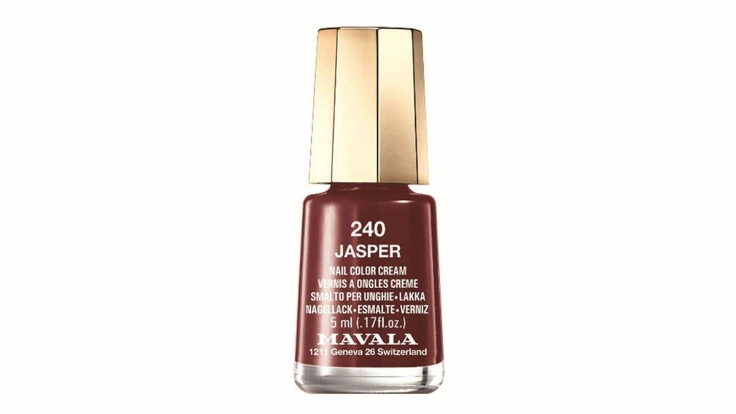 Esmalte de uñas en color Jasper de Mavala.