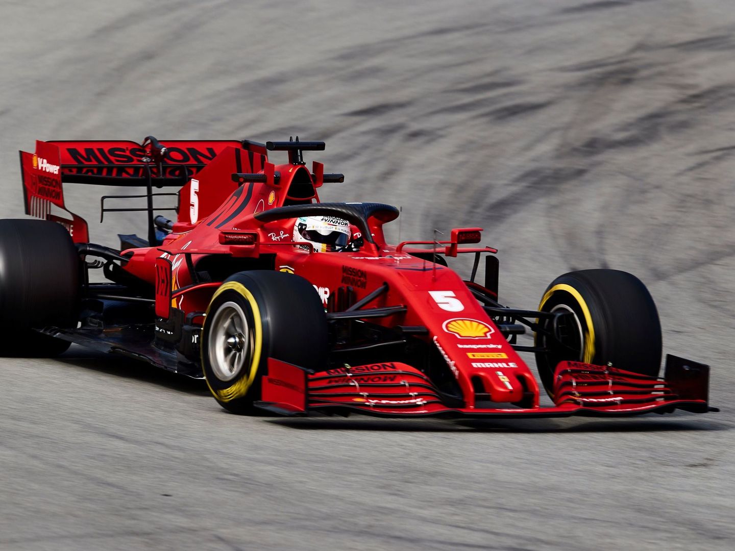 El nuevo Ferrari en acción durante la pretemporada. (EFE)