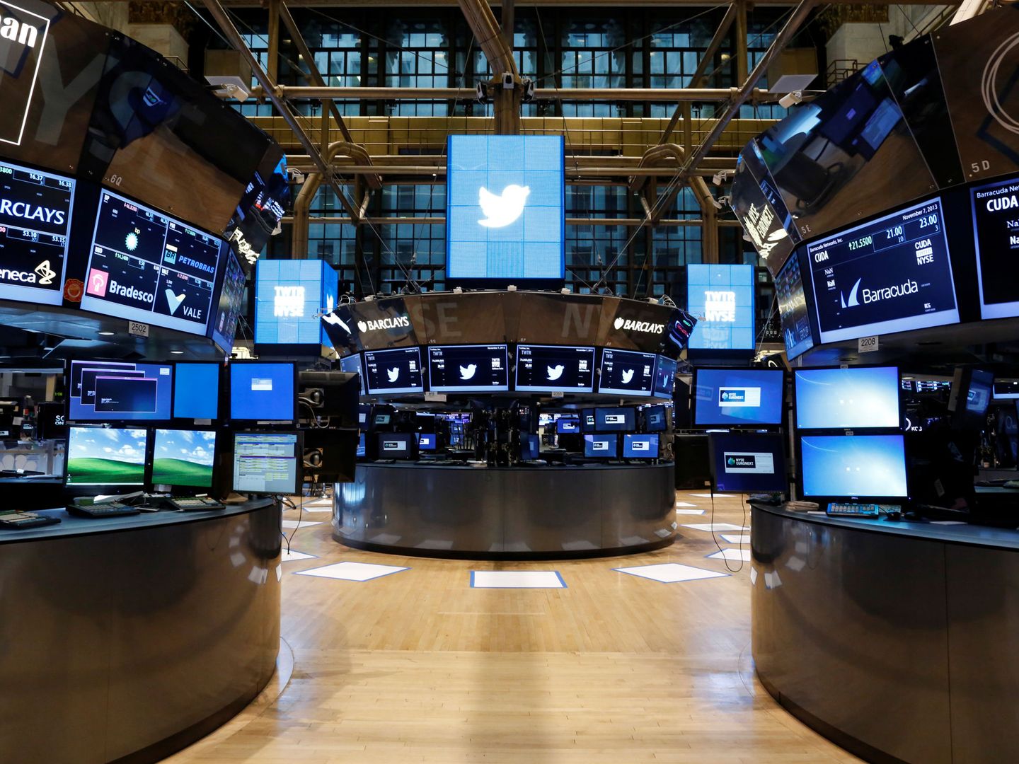 La Bolsa de Nueva York, el 7 de noviembre de 2013, fecha en la que Twitter empezó a cotizar. (Reuters)