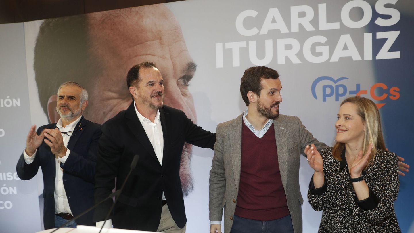 Casado y Carrizosa respaldan a Carlos Iturgaiz y a la presidenta del PP vasco, Amaya Fernández. (EFE)