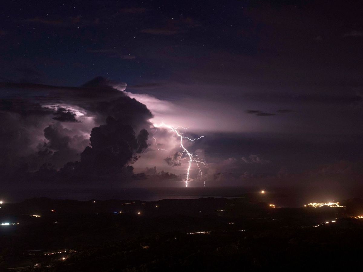 Foto: Una tormenta en Menorca. (Efe)