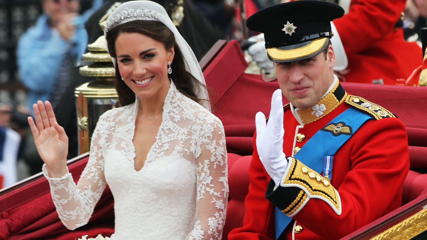El príncipe Guillermo y Kate Middleton el día de su boda. (Getty)