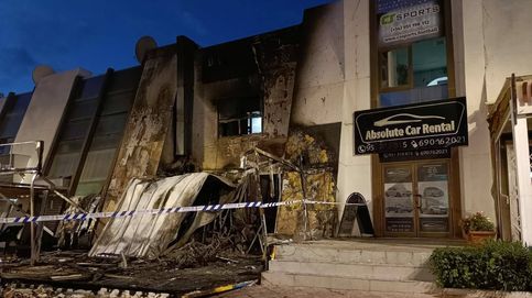 Investigan en Marbella los incendios de dos negocios en una misma madrugada