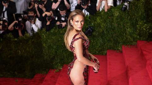 Del primero al último: los 14 looks de Jennifer Lopez en la Met Gala