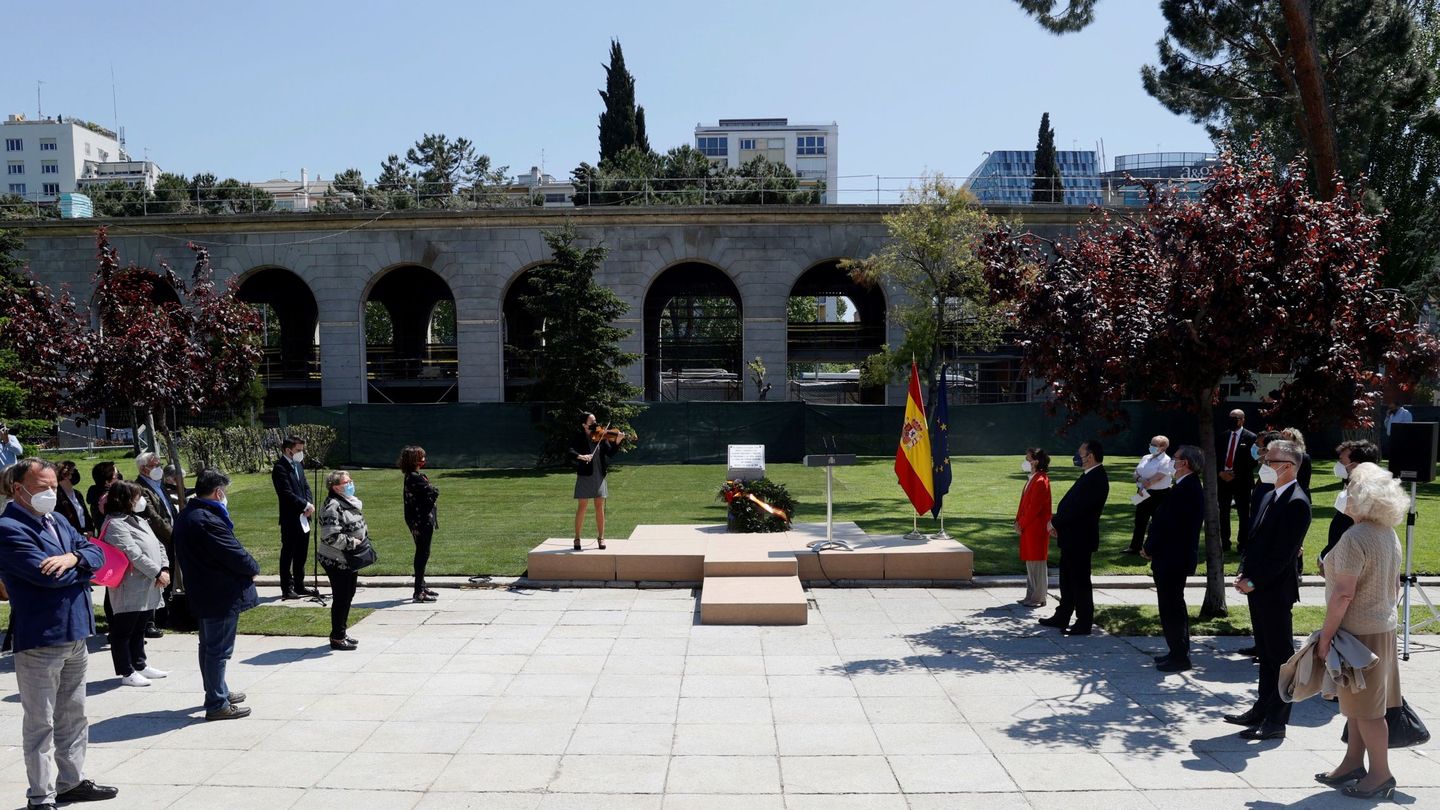 Homenaje en España contra las víctimas del nazismo. (EFE/Rodrigo Jiménez)
