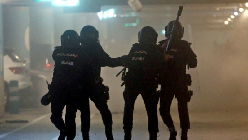 Foto de Los policías heridos buscan que Puigdemont declare en persona