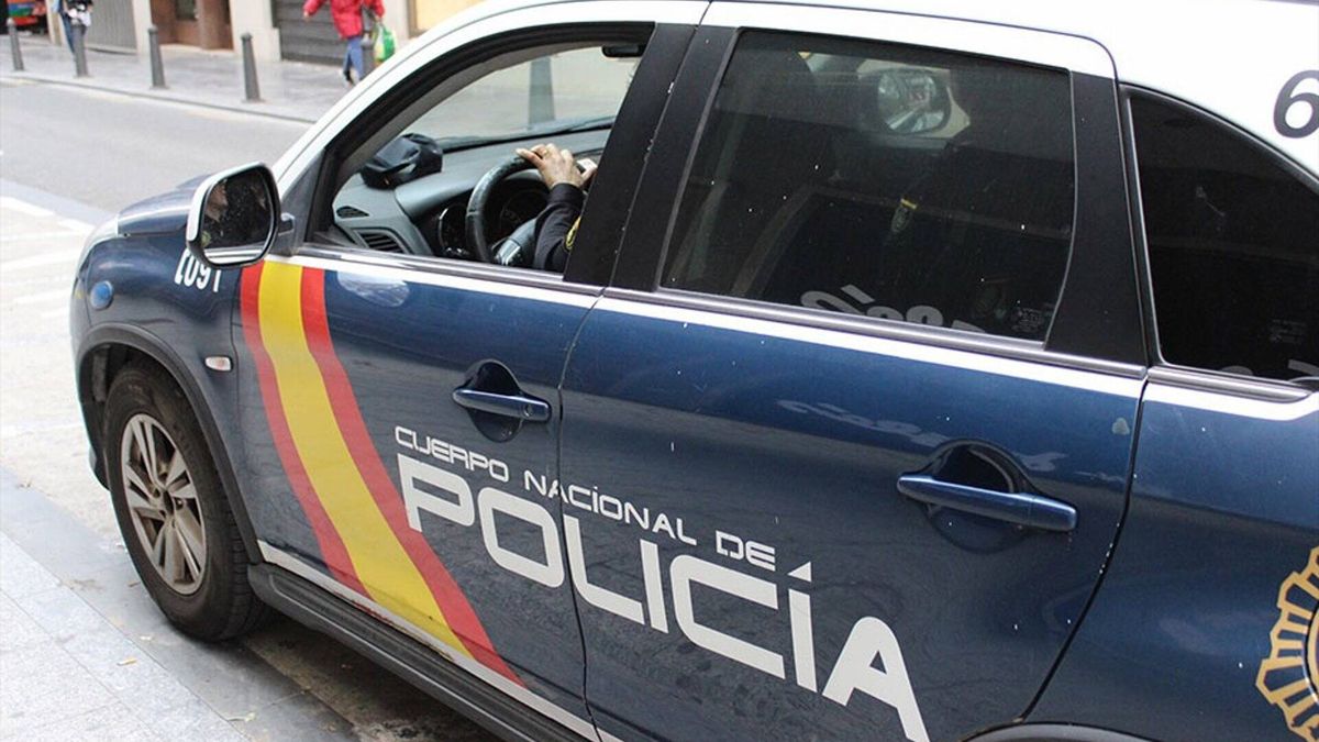 Muere un hombre en Torremolinos (Málaga) al quedar atrapado entre un coche y la pared