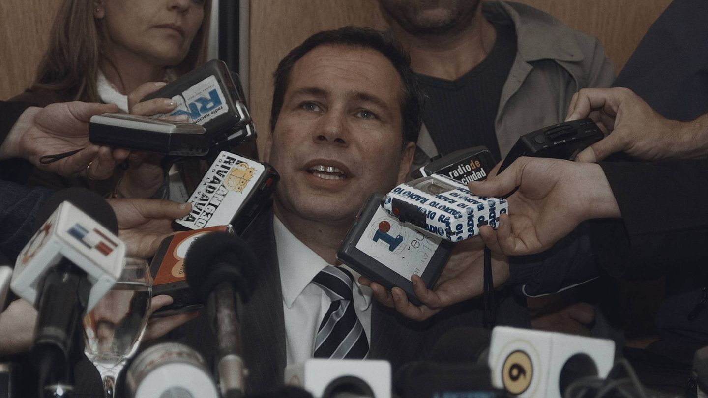 Nisman, atendiendo a los medios. (Movistar)