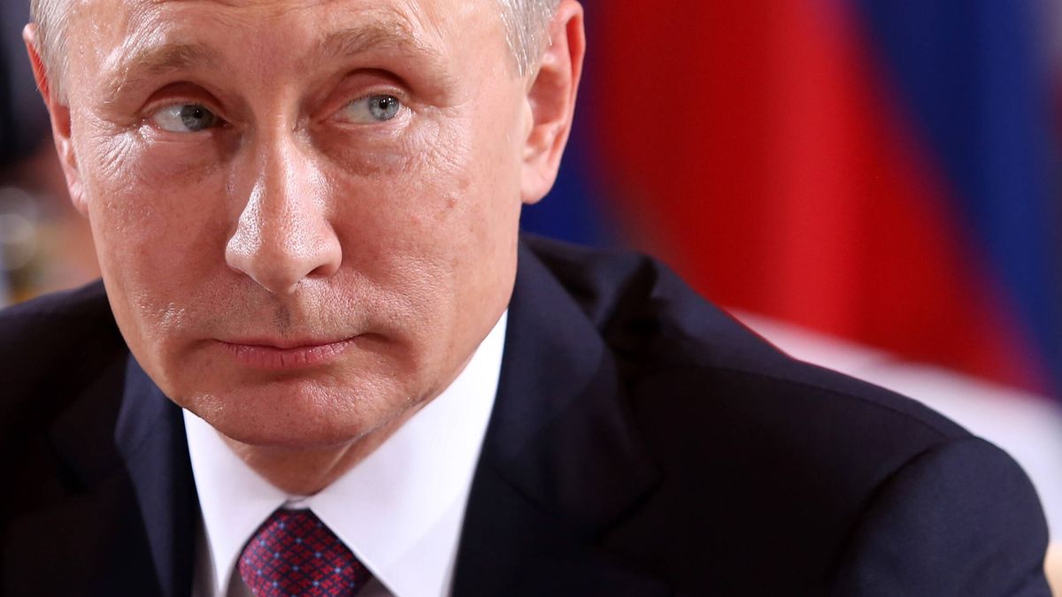 Putin rinde culto a su imagen: grasa abdominal y bótox para la eternidad