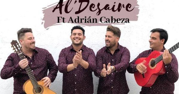 Foto: El cantante fallecido, Adrián Cabeza, junto al grupo Al' Desaire. (Fcaebook)