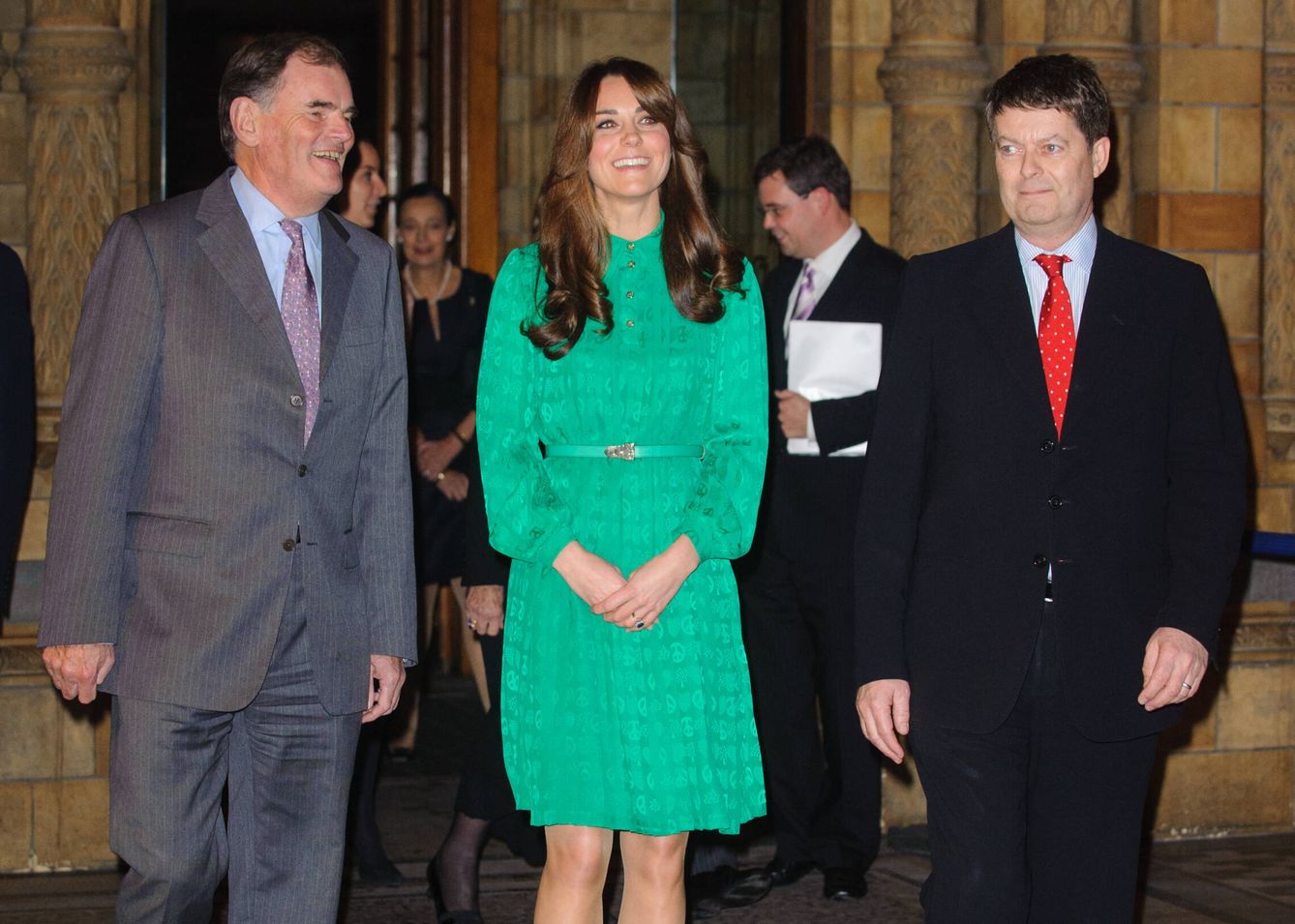 Michael Dixon (derecha), junto a Kate Middleton en una imagen de archivo. (Getty)