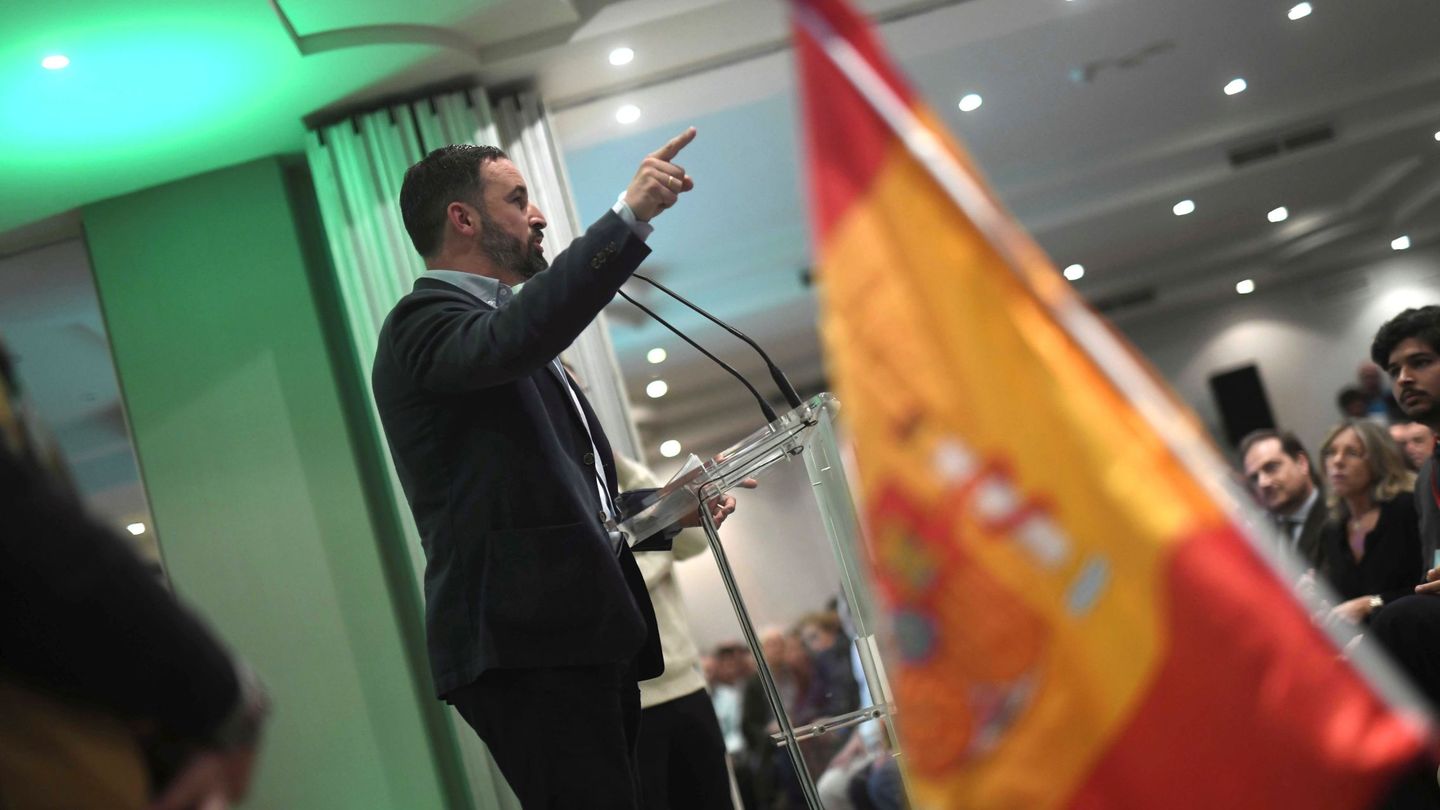 El presidente de Vox, Santiago Abascal, durante un mitin en Córdoba con motivo de las elecciones andaluzas. EFE Rafa Alcaide