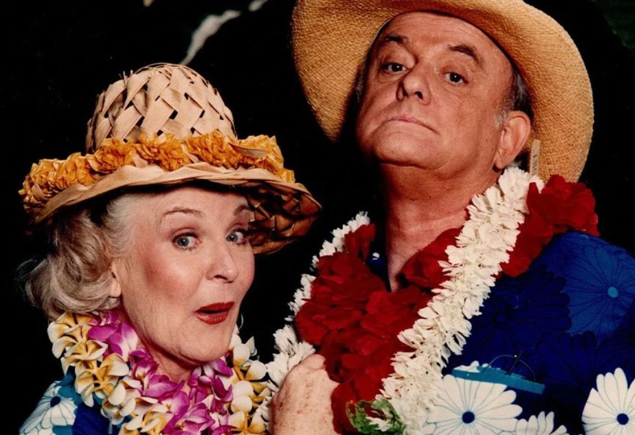 Betty McGuire junto a su esposo en la pantalla, Gordon Jump, en 'Los problemas crecen'. (Foto: Keith Gerchak)