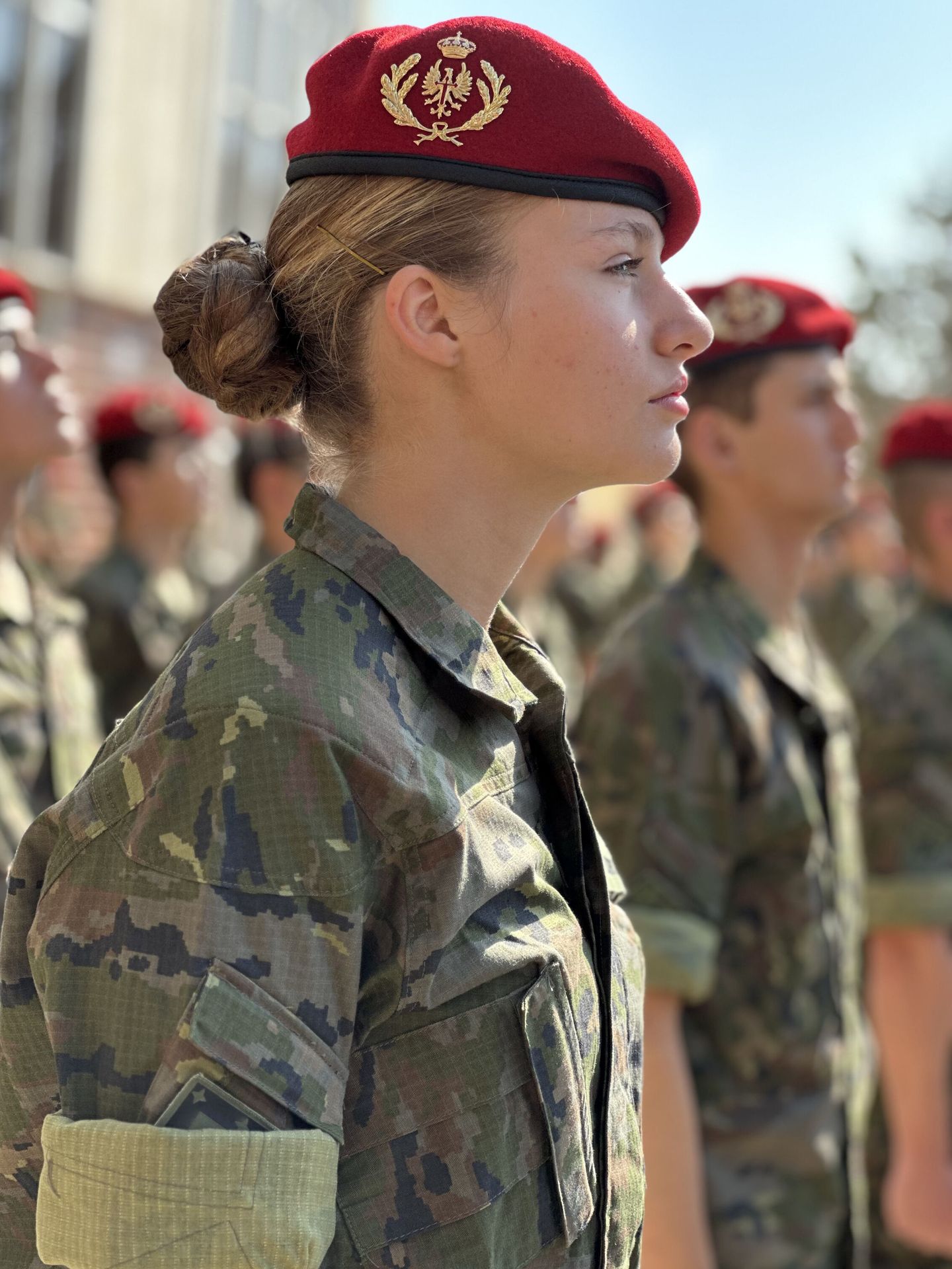 La princesa Leonor con el uniforme militar. (EFE)