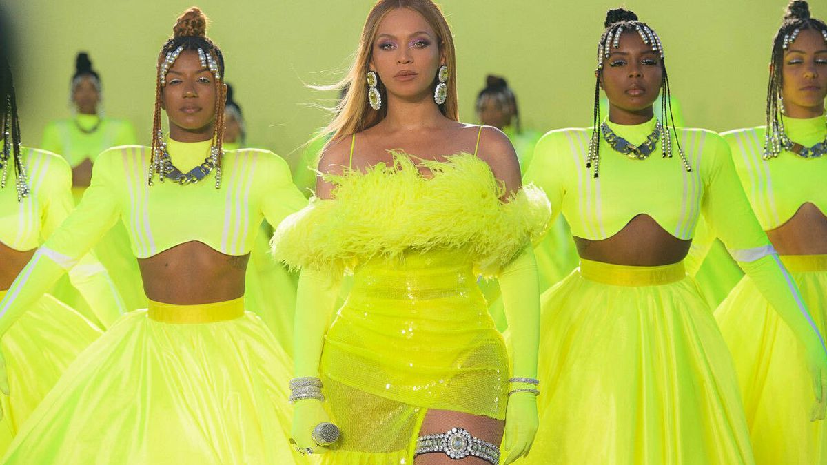 Beyoncé sigue siendo la reina y todos estos looks lo demuestran