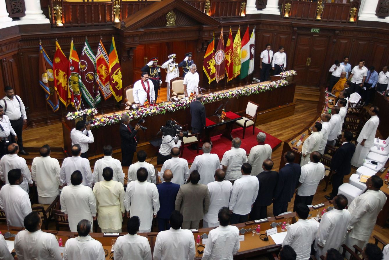 El gobierno de Sri Lanka jura el cargo. (EFE)