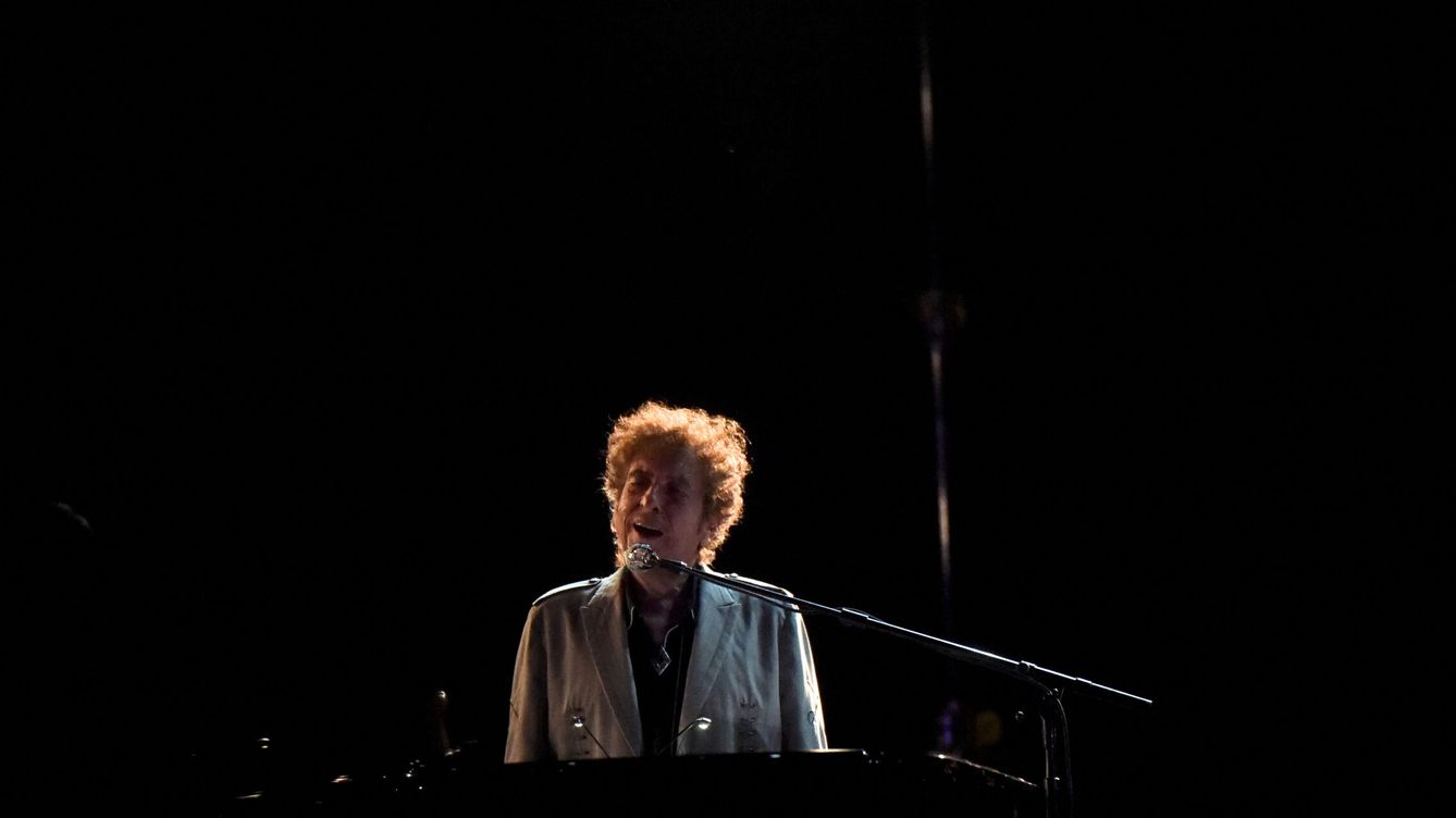 El ocaso de los dioses: las 66 canciones que elige Bob Dylan para cantar a Estados Unidos