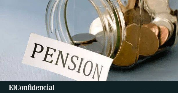 Carmen, jubilada anticipada con 45 años cotizados:  A pesar de todo mi esfuerzo, me han recortado la pensión injustamente, mes a mes”