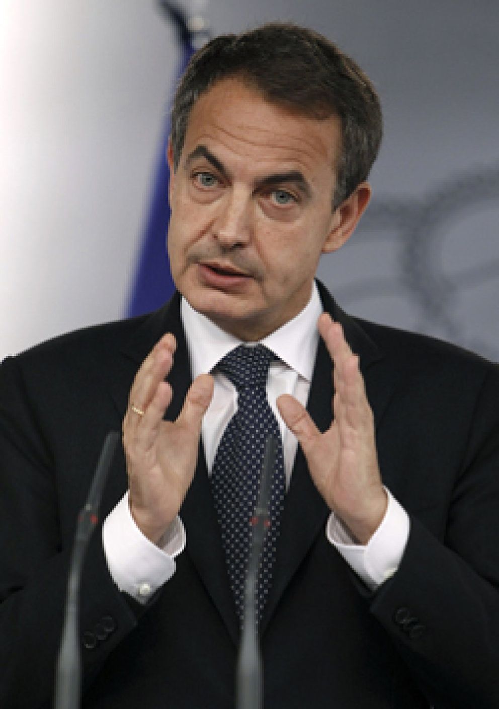 Foto: Embajada de EEUU en España: "Zapatero no habla inglés, aunque podría entenderlo"