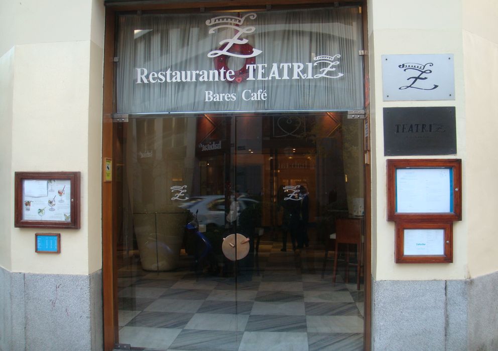 Foto: Entrada del restaurante Teatriz de Madrid (I.C.)