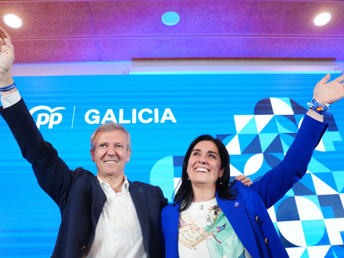 Foto: El candidato Popular a la Xunta, Alfonso Rueda, junto a la secretaria general del partido en Galicia, Paula Prado. (Europa Press/Álvaro Ballesteros)