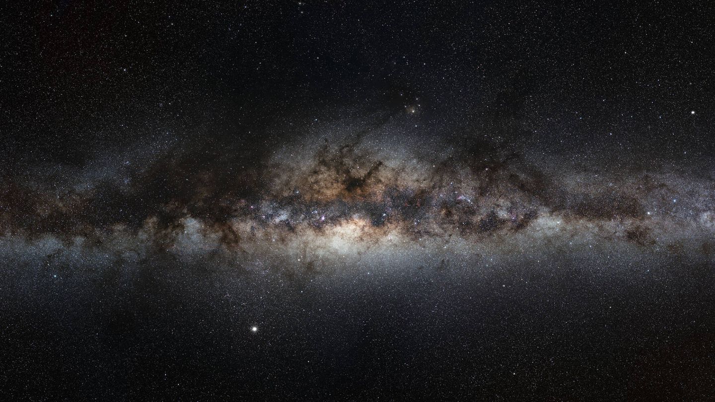 El centro de la Via Láctea. (ESO/S. Brunier)