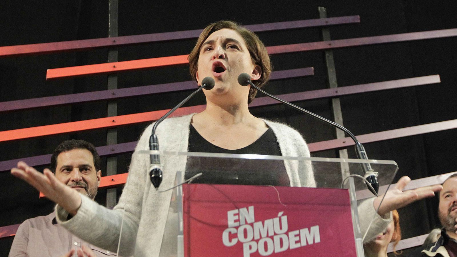 Foto: La alcaldesa de Barcelona, Ada Colau, durante un mitin de En Comú Podem. (EFE)