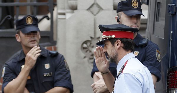 Foto: Reunión policial en Barcelona. (EFE)