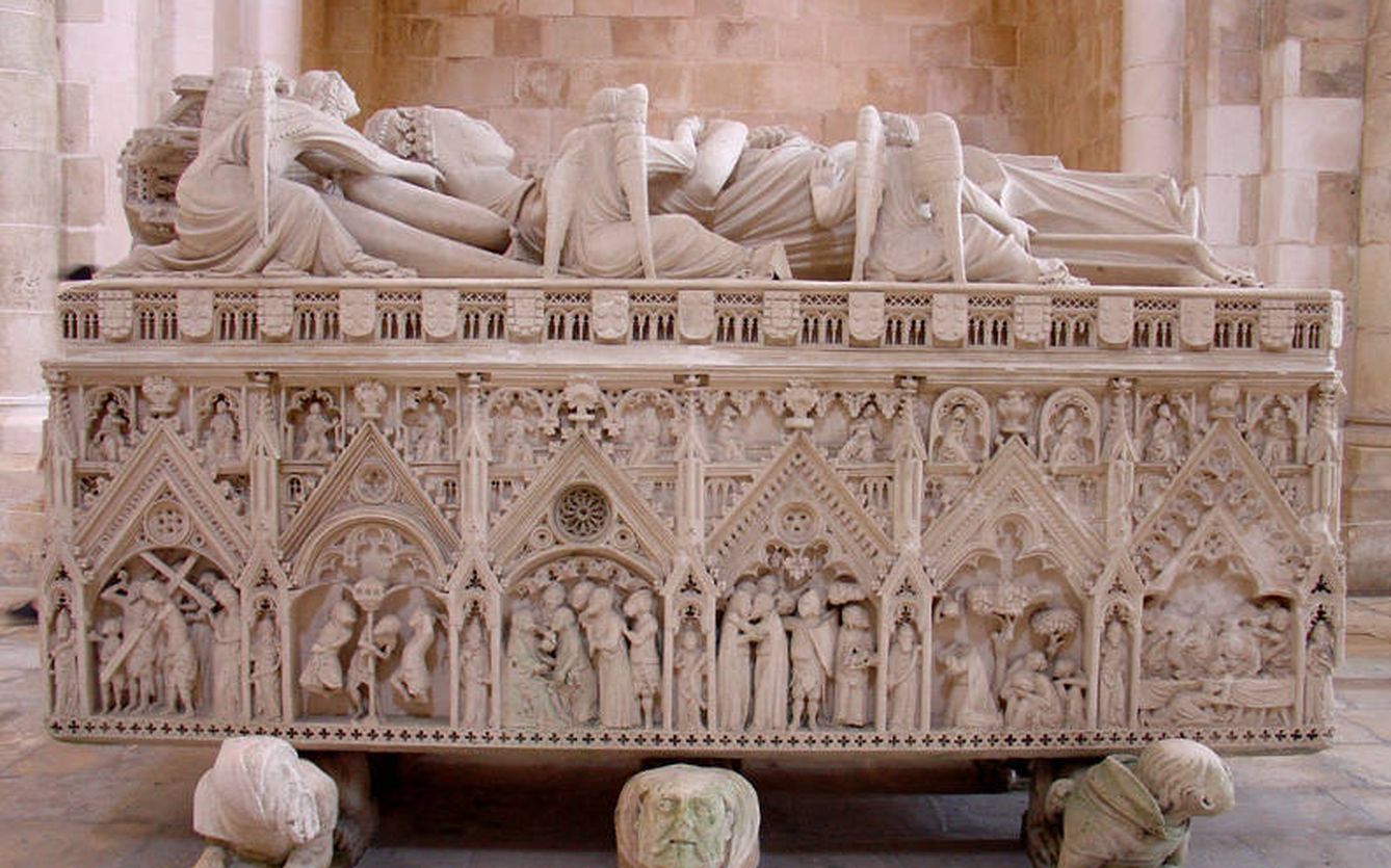 El sepulcro de Inés de Castro en el Monasterio de Alcobaça. (CC/SaraPCNeves)