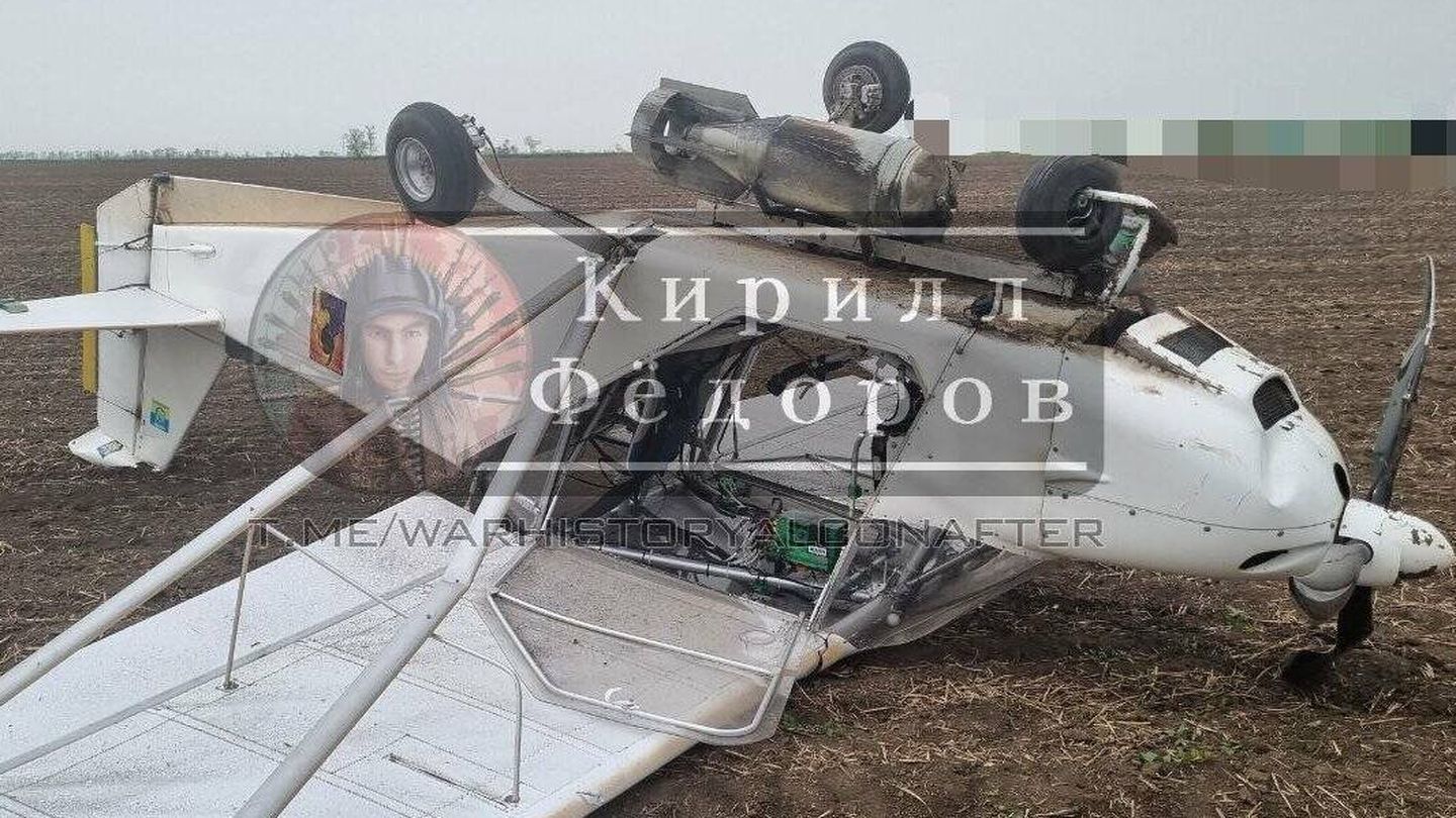 Ultraligero E-300 Enterprise derribado —supuestamente— a 1000 km de la frontera entre Ucrania y Rusia.