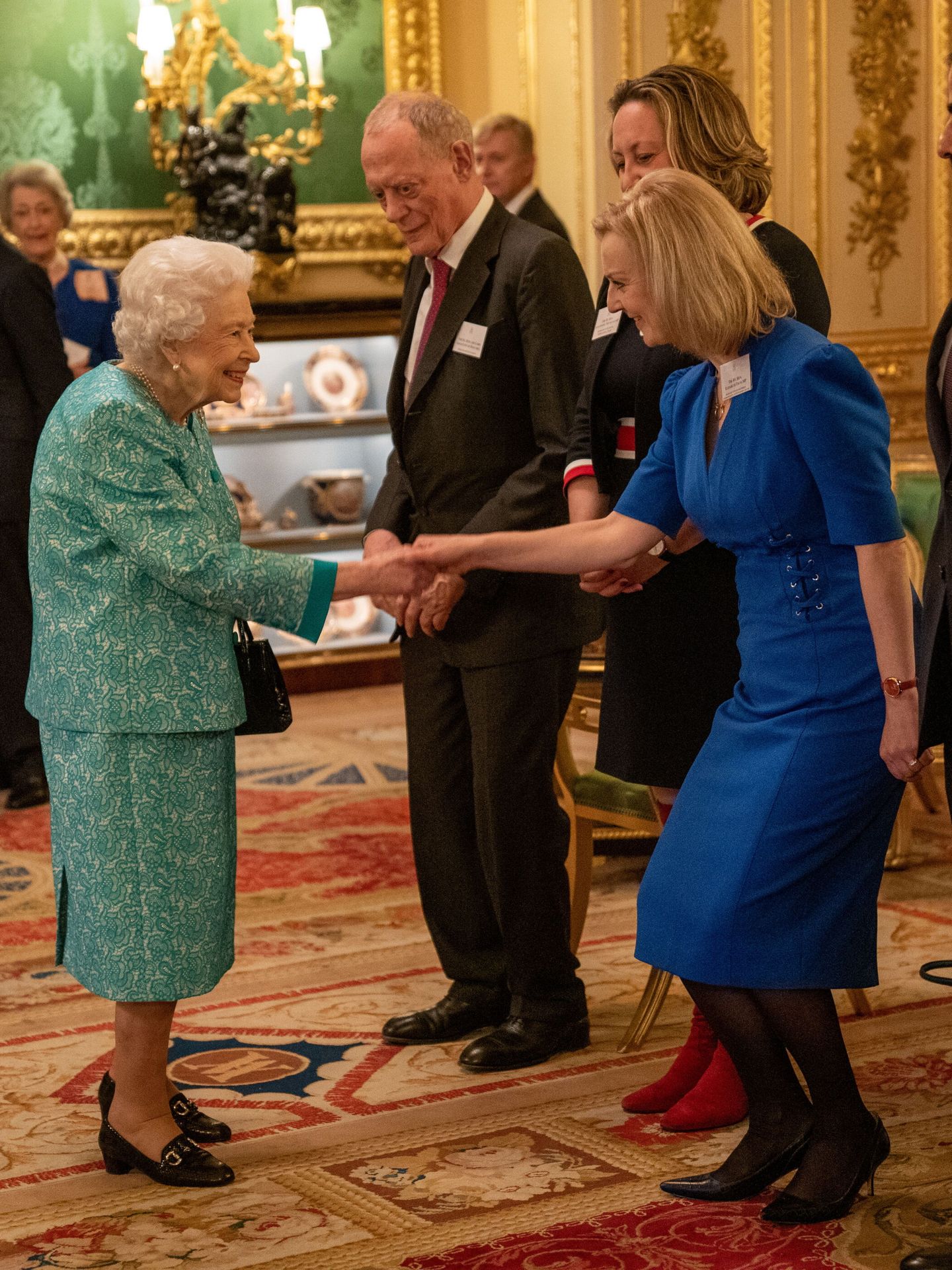 La reina Isabel, el pasado martes en el castillo de Windsor. (Reuters)