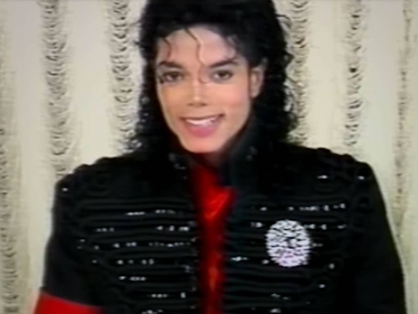 Michael Jackson, en uno de los vídeos de felicitación. (HBO)